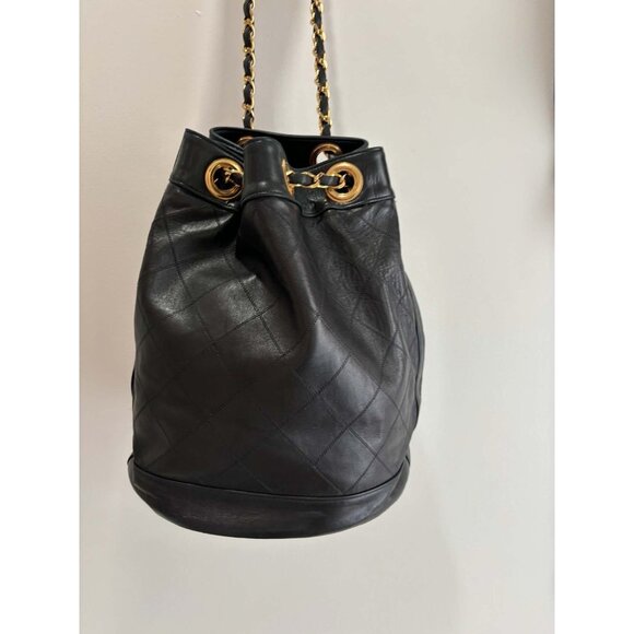 Authentic Vintage Chanel Bucket Bag Black Lambskin 24K Gold Hardware - Picture 8 of 13